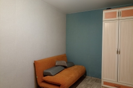 Продам квартиру на Дм. Ульянова